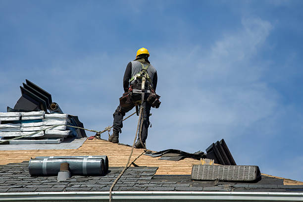 Professional Flat Roof Repair technician working in England, AR